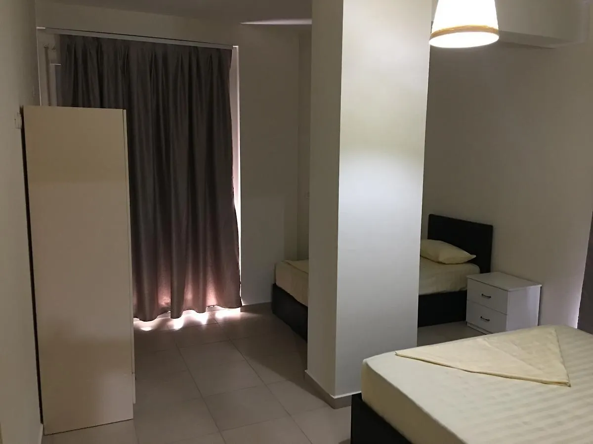 Alexander Rooms & Apartments Durres