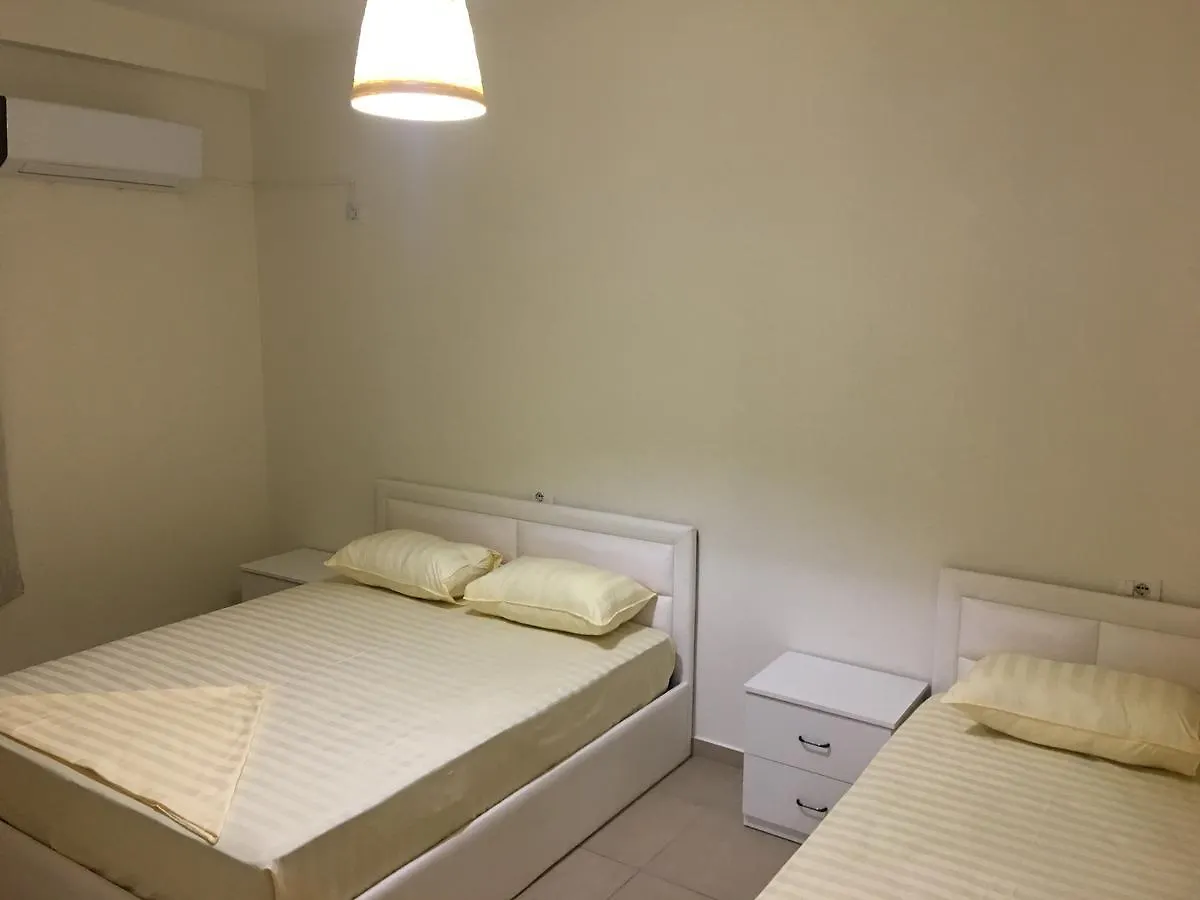 Alexander Rooms & Apartments Durres