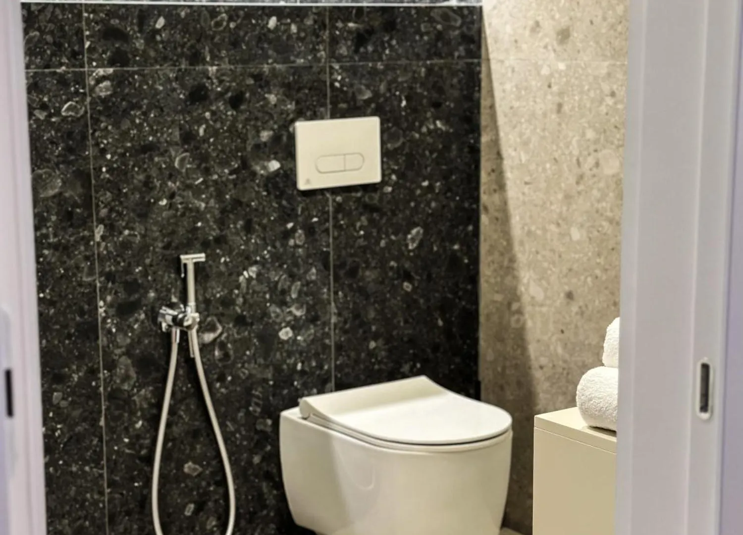 Alexander Rooms & Apartments Durrës