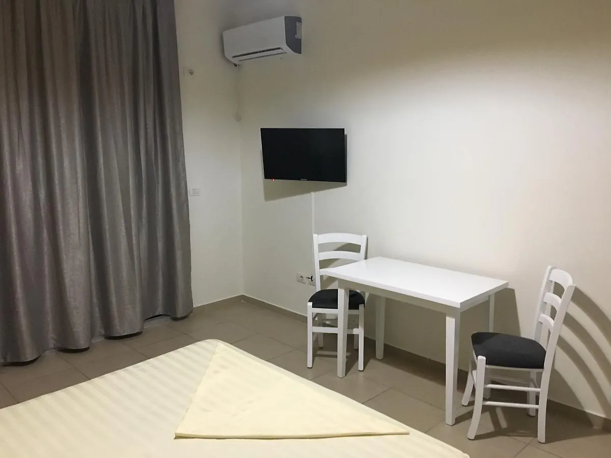 Alexander Rooms & Apartments Durrës